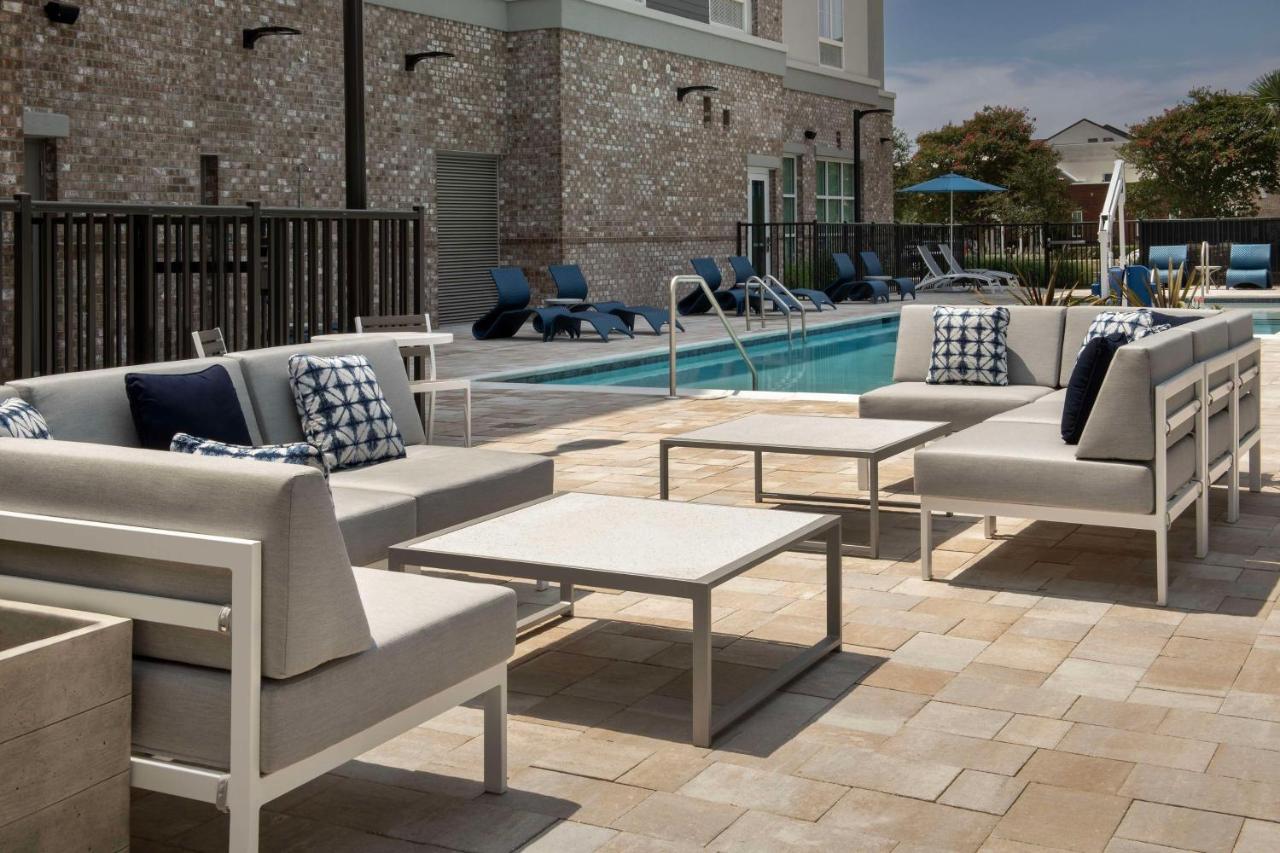 Hilton Garden Inn Pensacola Downtown Eksteriør billede