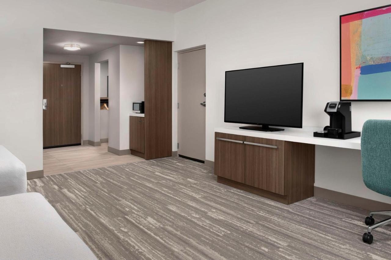 Hilton Garden Inn Pensacola Downtown Eksteriør billede