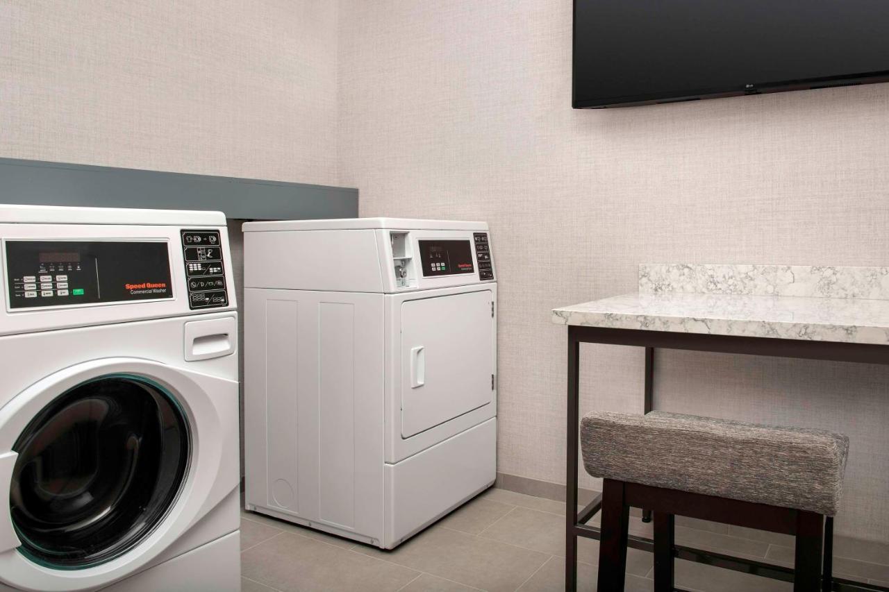 Hilton Garden Inn Pensacola Downtown Eksteriør billede