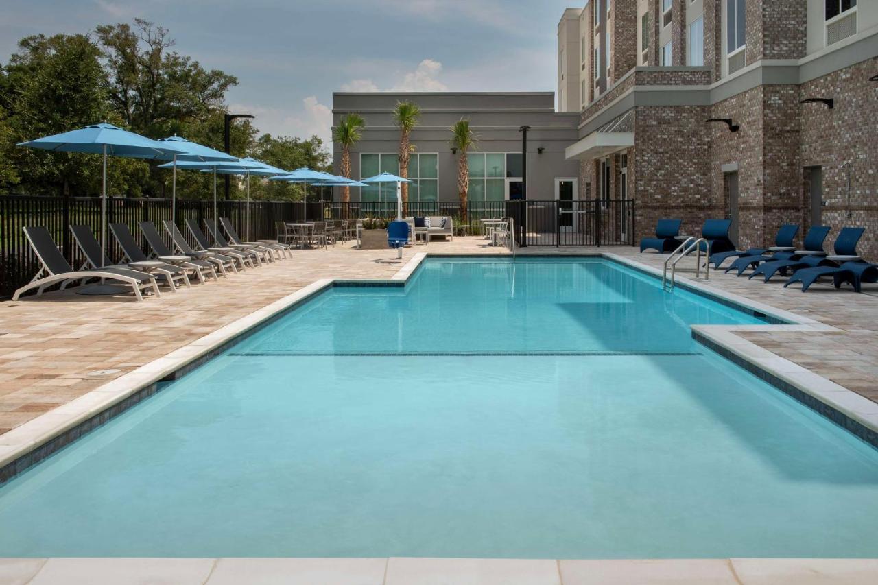 Hilton Garden Inn Pensacola Downtown Eksteriør billede