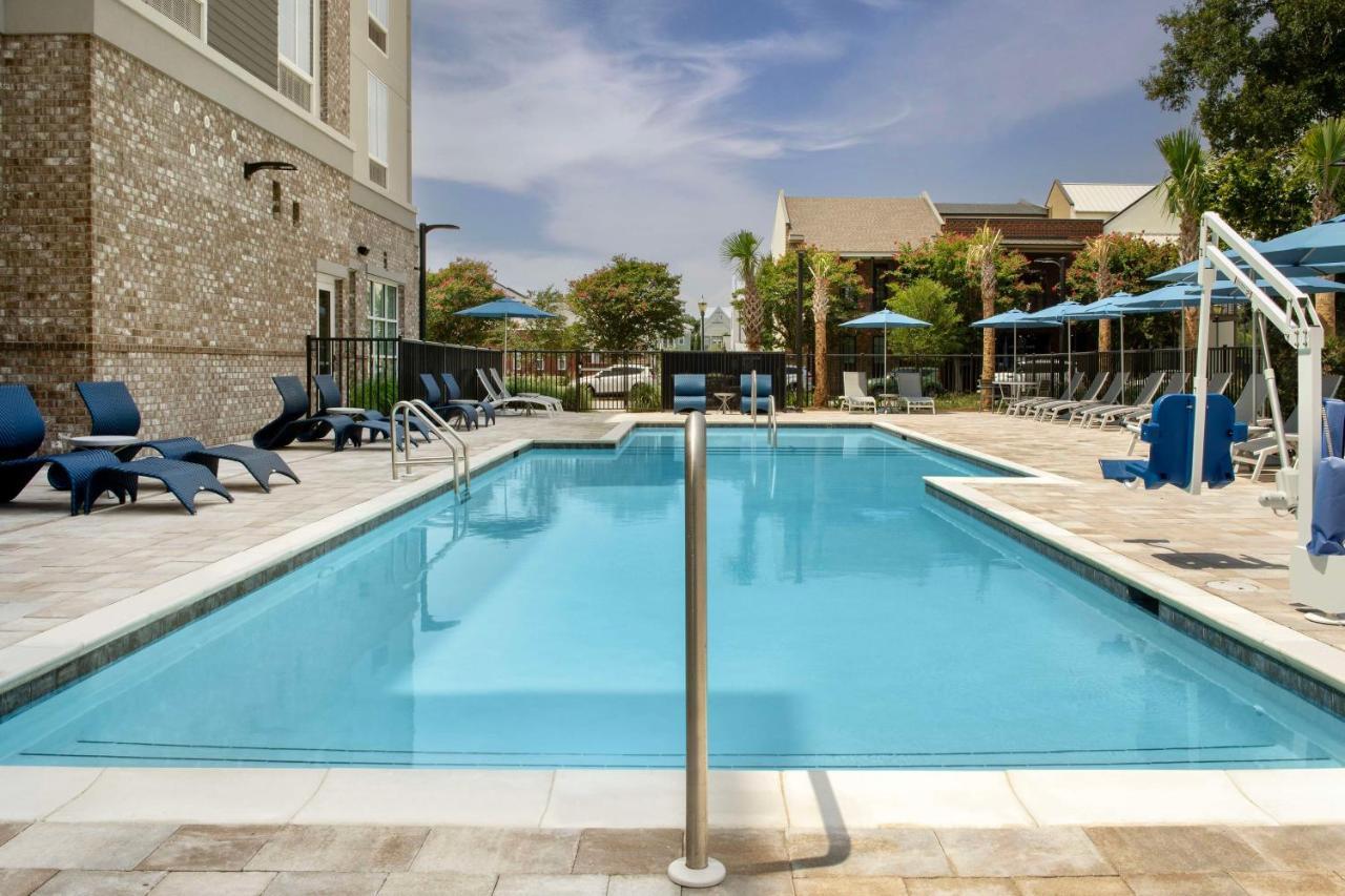 Hilton Garden Inn Pensacola Downtown Eksteriør billede